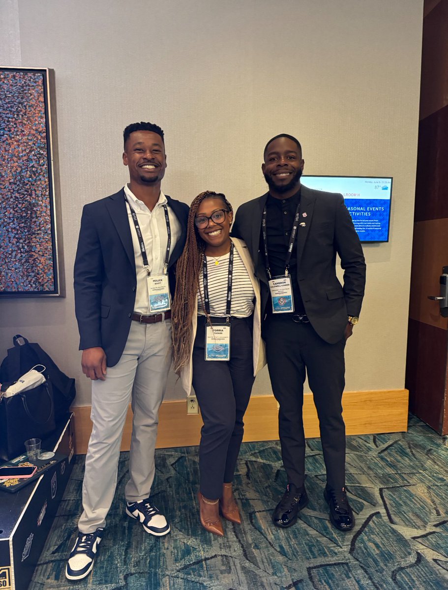 CoachCam18's tweet image. Had an Amzazing time at my 4th NACDA Convention!! Ready to take everything I&apos;ve learned and apply to my everyday role!! One of my favorite quotes from the week was “ Open up the door for me, Il get it myself” - James Brown #BuildingCommunity