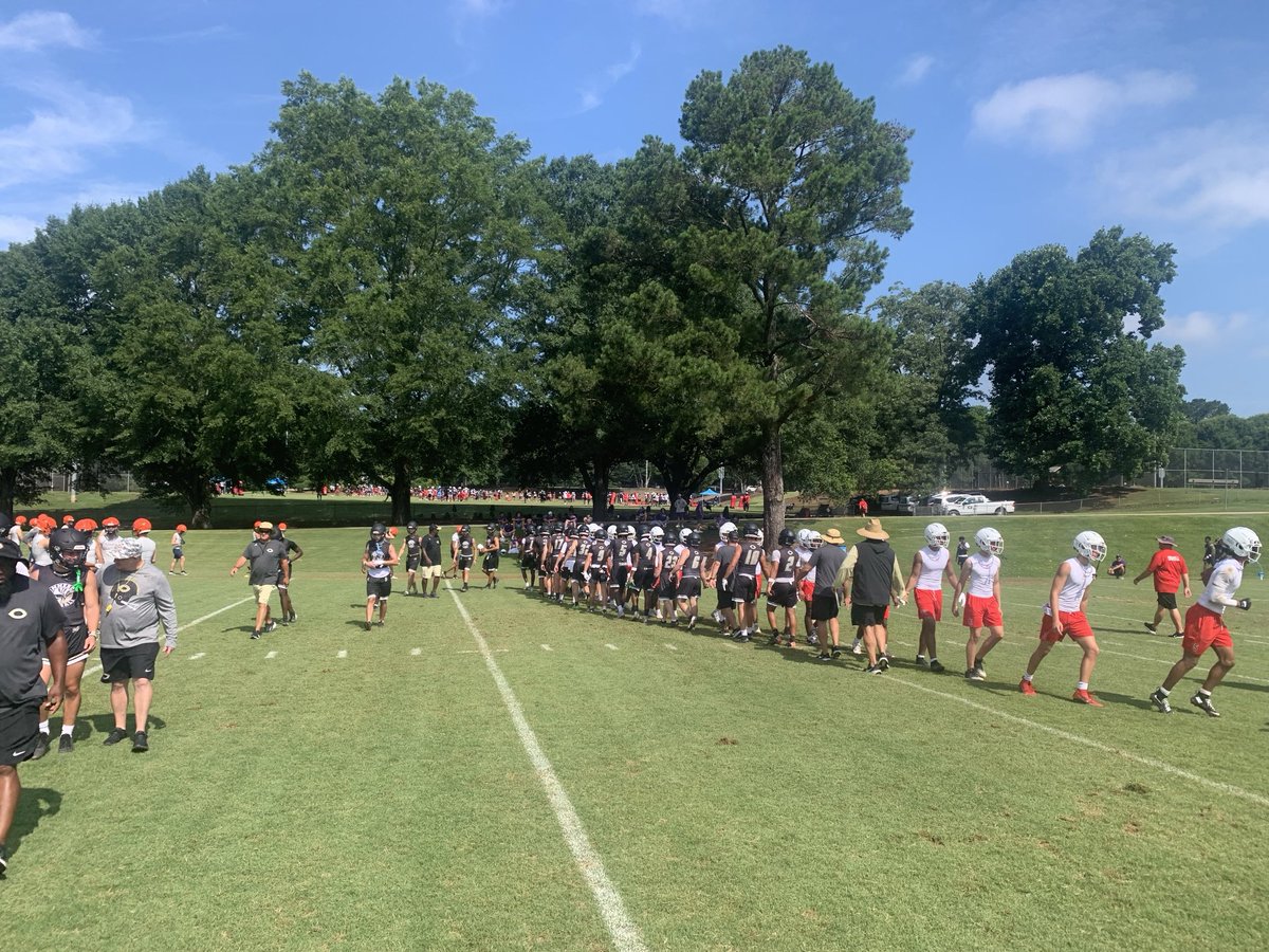 ⁦<a href="/CommerceFBGa/">The Official Commerce Tigers Football Page(GA)</a>⁩ is at UGA today and our Tigers start out 2-0 in pool play. Go Tigers!!