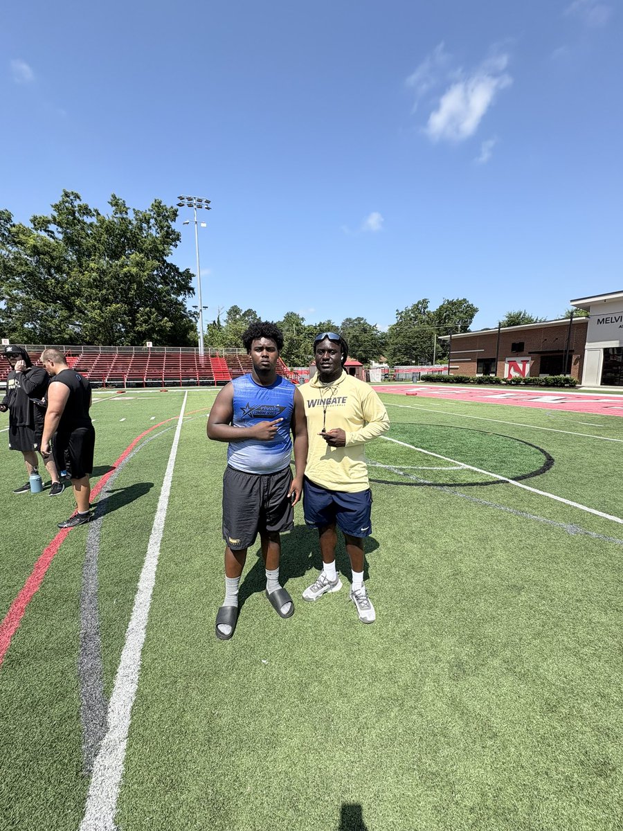 jbarber95nw's tweet photo. Had a great day  at newberry today meet some great coach’s and got a lot of good coaching looking forward to continue to stay in contact with the @coach_wallace10  and @CoachJuwanMoye https://t.co/e9Wr9bXeut