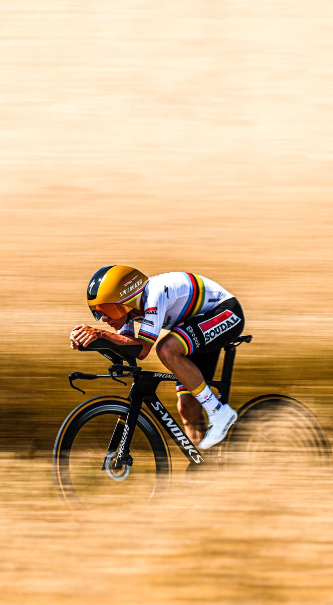 Remco Evenepoel wallpaper for you from today. 📸