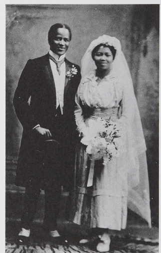 Davidson Don Tengo Jabavu and Florence Makiwane after their wedding, August 1916.