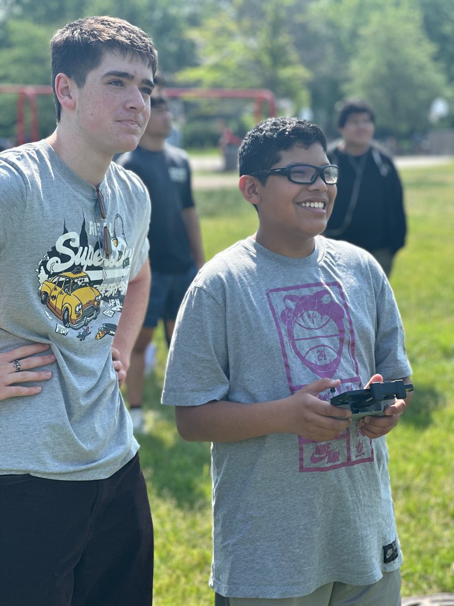 Doc Doles (@papabear238) on Twitter photo Huge thanks to Aidan Kelly for giving our <a href="/220Arts/">Barrington 220 Fine Arts</a> summer school students an awesome hands-on drone flying demo! 🛸📸 #SummerLearning #DroneSkills Huge thanks to Aidan Kelly for giving our <a href="/220Arts/">Barrington 220 Fine Arts</a> summer school students an awesome hands-on drone flying demo! 🛸📸 #SummerLearning #DroneSkills