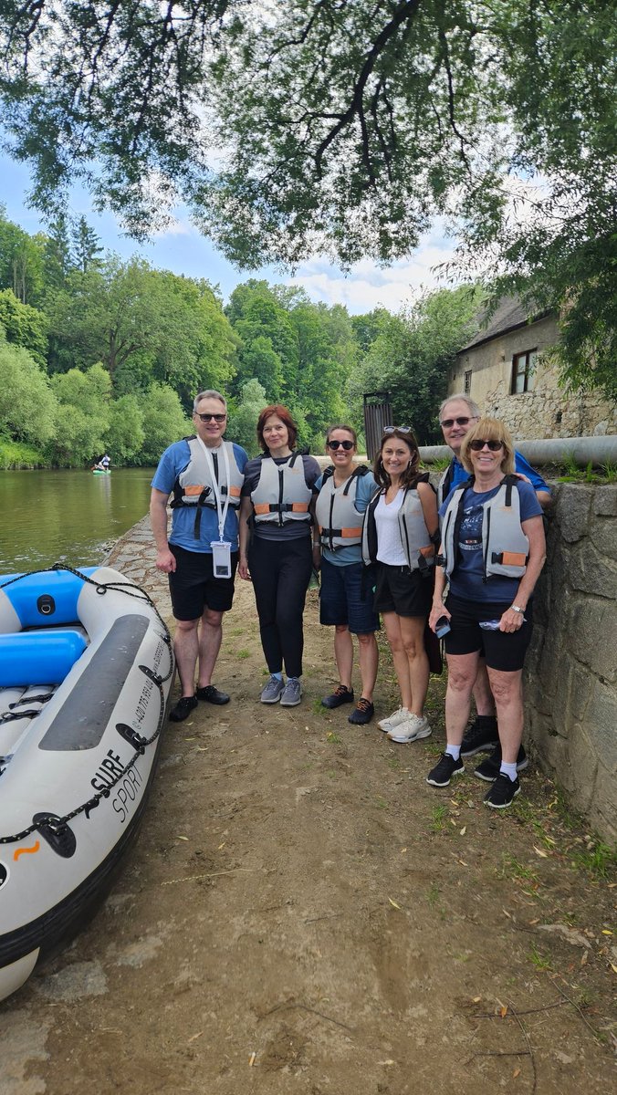 hocekm's tweet image. Raft trip at the 19SCNAC conference