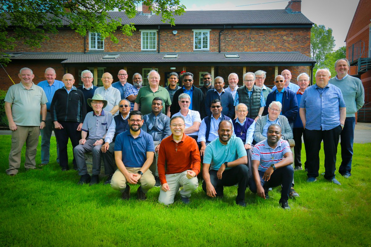 Day 2 of the Oblate Assembly is underway. The group is spending time together in prayer and reflection about the year ahead.
#OblateFamily <a href="/OMIWORLD/">OMIWORLD</a>  #Community