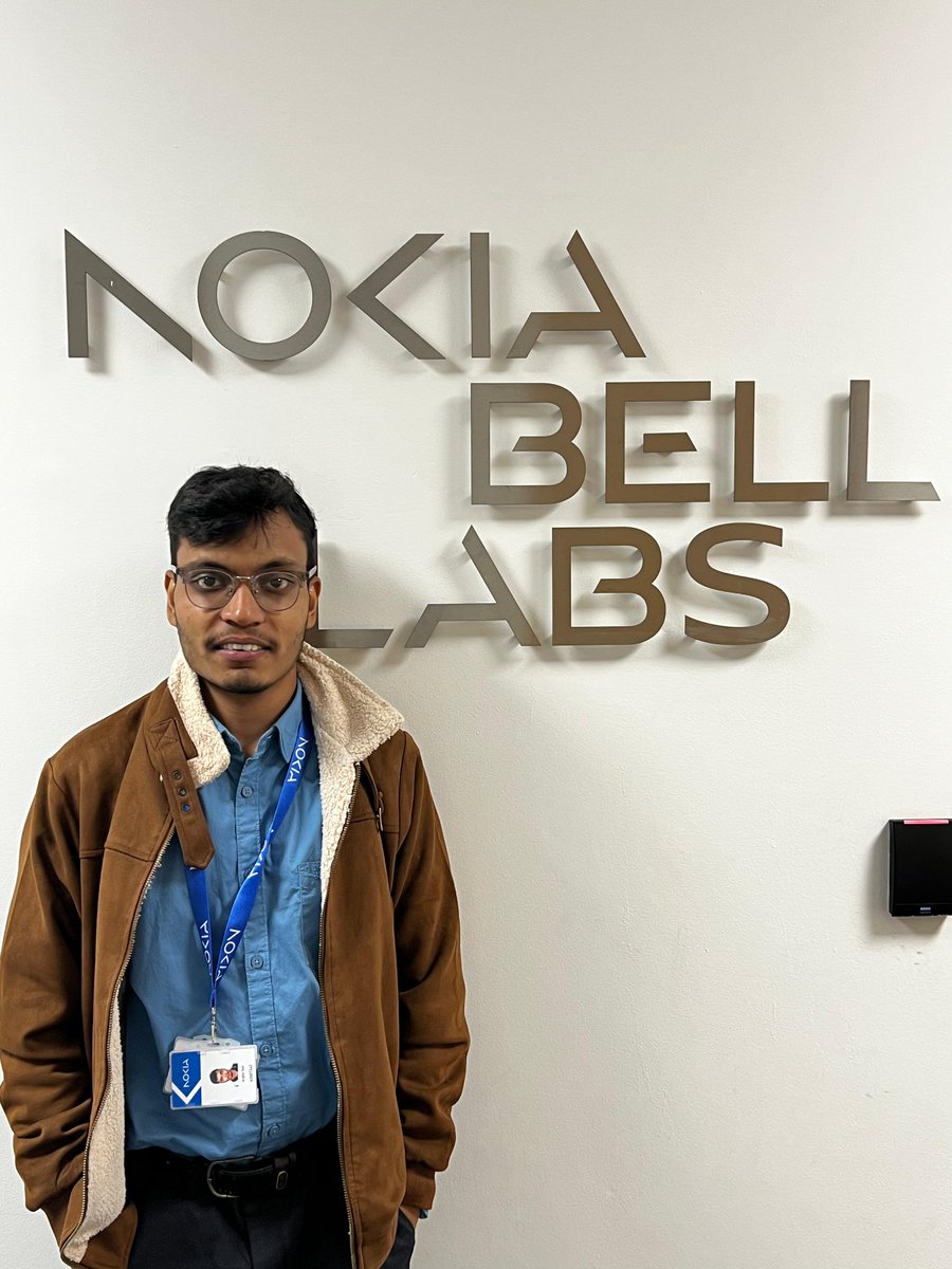 ubinetiitkgp's tweet image. Thrilled to share that @argha_sen10 has joined @BellLabs Cambridge, UK as a Summer Research Intern! 🌟 He’ll be working on sensory wearables for medical technology, advancing cutting-edge healthcare solutions. 🚀 #NokiaBellLabs #WearableTech #HealthcareInnovation