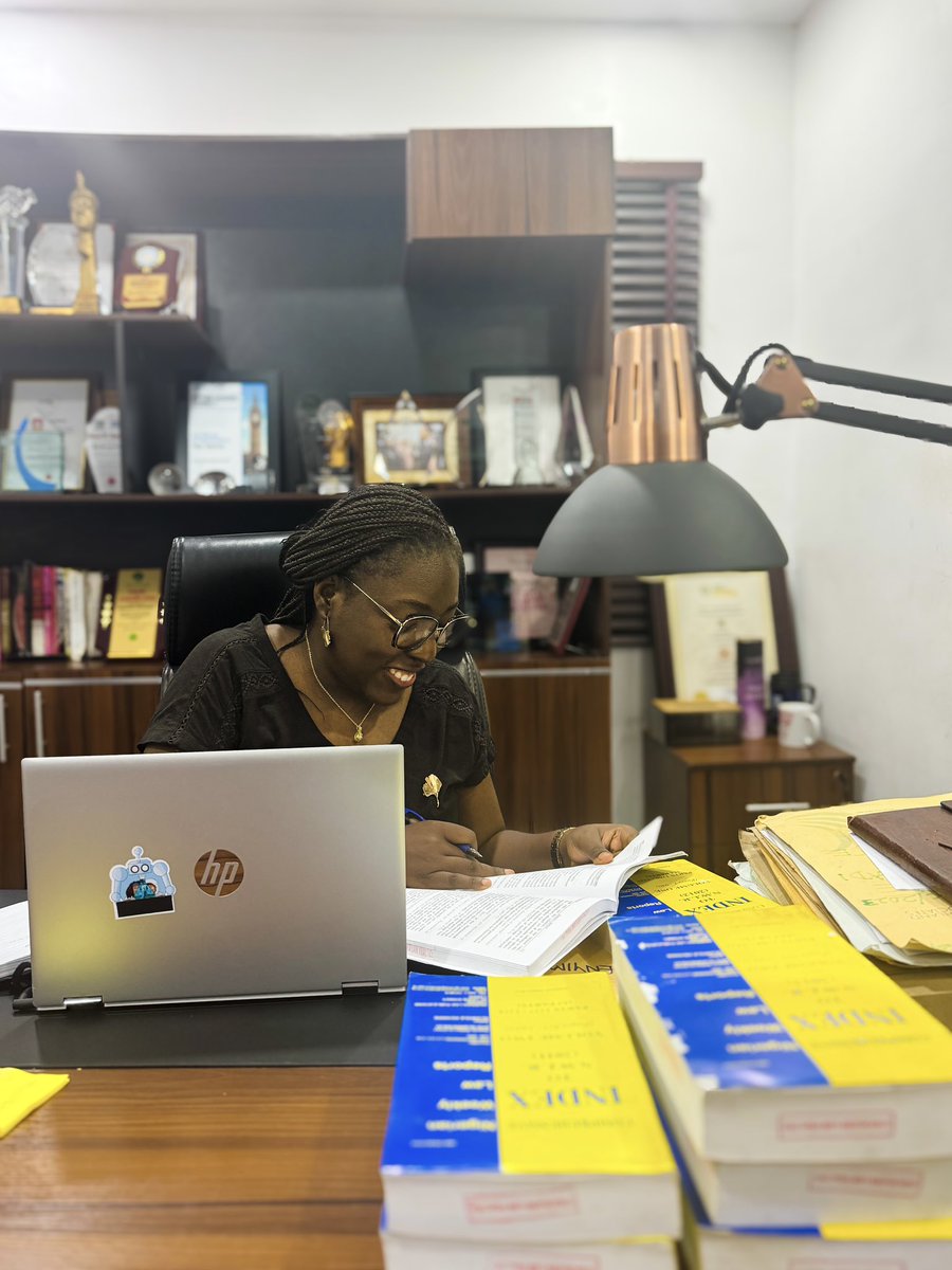 pjlalah's tweet image. How you smile when you find the principle of law that buries the other side 😂
Ready! Set!! PO!!!🥂
#Law😍
#WomenInLitigation🔥