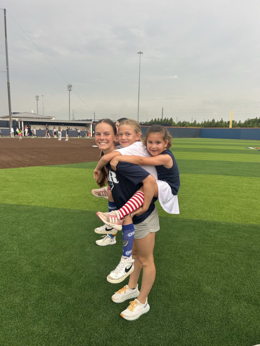 Bridgeland_SB's tweet photo. AM Session= COMPLETE
We 🫶 our campers!! #BuildingBears #136 #SummerCamp2025 #CrazySockDay #LastDayBestDay https://t.co/DkxMaG31wt