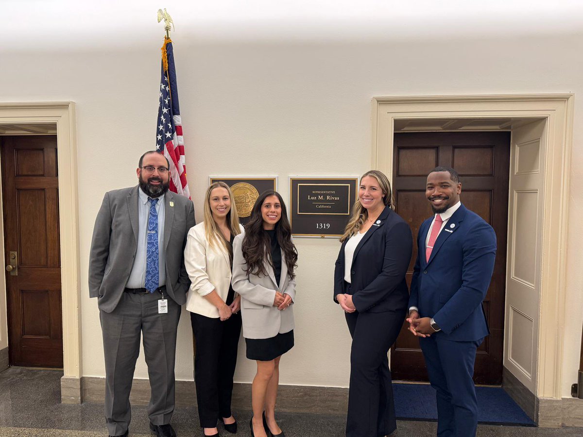 NBAA's tweet image. It’s been an incredible morning on the Hill! YoPros are out in full force, advocating for business aviation and meeting with Senate and Congressional leaders to champion the industry’s future. #nbaayopro #bizav