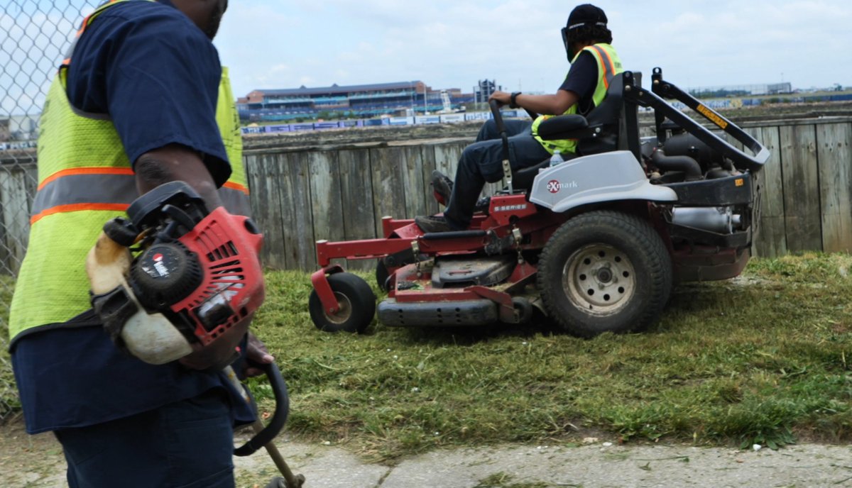 🌞 Our Clean Communities Program is BACK for Summer 2025 🌿

This initiative encourages residents to join forces with our Public Works crews to help keep our city looking its best 💚

🚨🚨 AND you can even earn some money in the process, here's how ➡️ acnj.gov/News/View/2260…
