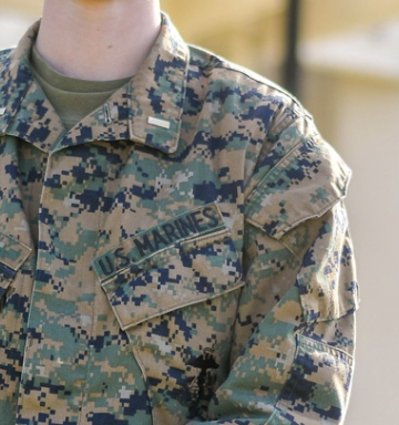 BernieLee43's tweet photo. @TaraBull808 Army uniform??? https://t.co/EIcUdfj93t