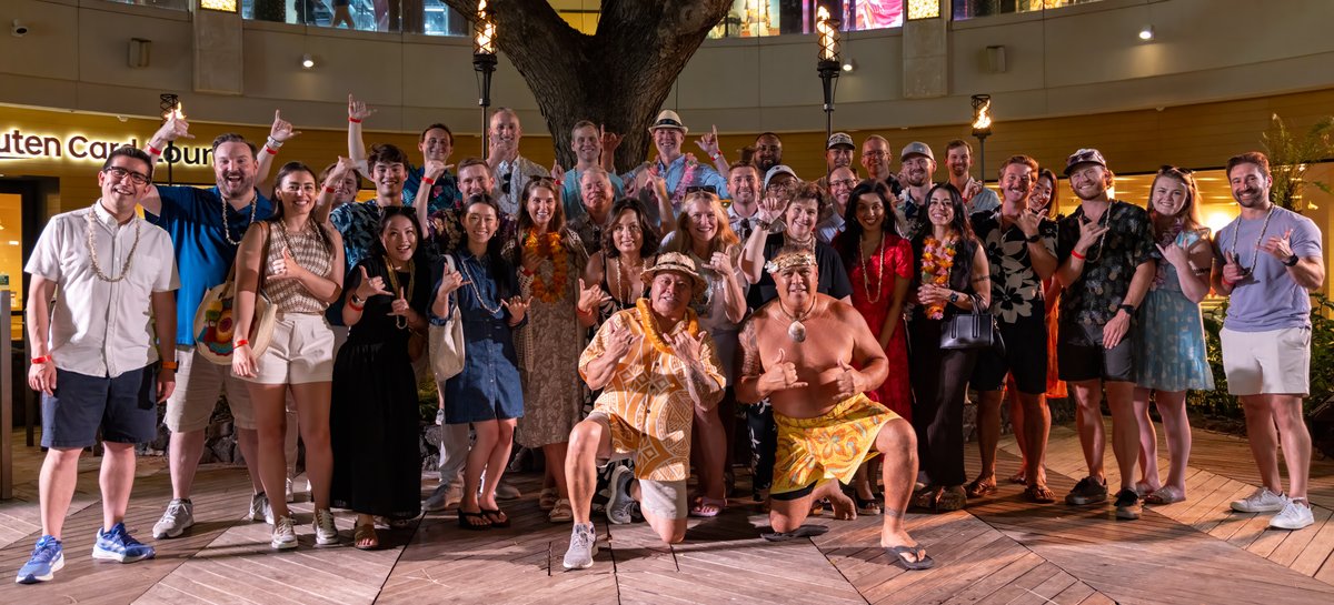 radai's tweet image. Aloha from Hawaii! 🌺🏝️
Our Commercial Team—Sales, Marketing, Customer Success, RevOps, plus a few special Legal and HR Radineers—just wrapped an unforgettable team offsite.
Everyone left feeling connected, recharged, and ready to crush what’s ahead!
