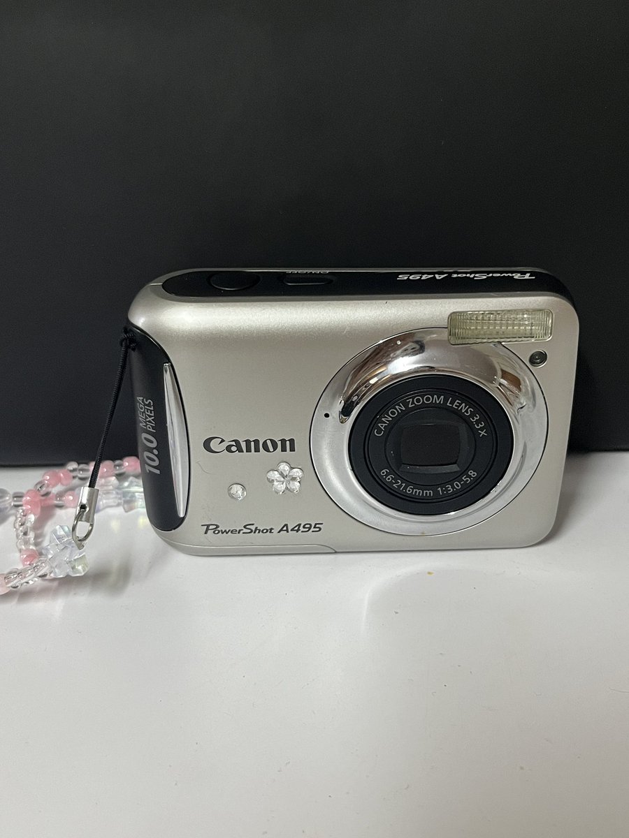 tttaammp's tweet photo. Canon powershot a495📸👀💖
รุ่น K.จูน กล้องทำงานเต็มระบบ  แฟ���ชฉ่ำ มีรอยตามการใช้งานเล็กน้อย 

✨ 3700 free shipping ka✨
#กล้องดิจิตอลคอมแพค #กล้องดิจิตอลราคาถูก  #กล้องดิจิตอล #กล้องดิจิตอลมือสอง #ส่งต่อเสื้อผ้ามือสอง #โล้ะตู้เสื้อผ้า #ส่งต่อstylist #กล้องมือสอง https://t.co/ZgL2mcLhN9