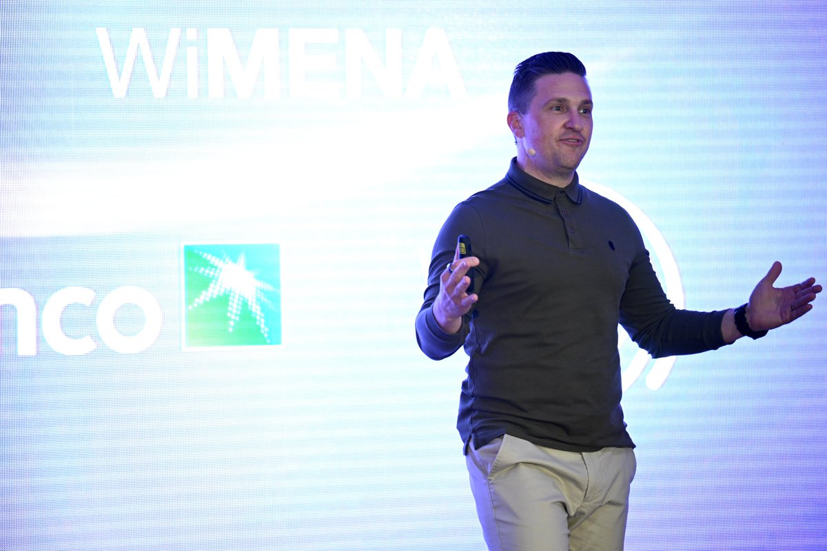 WimenaSport's tweet image. Keynote: Psychology of Leadership 💭
@Paulmcveigh77 shared powerful insights on mindset, high performance, and leadership from sport to boardroom.
#WIMENASport #MindsetMatters
#wimenasportwitharamco #footballbusinessspeakers