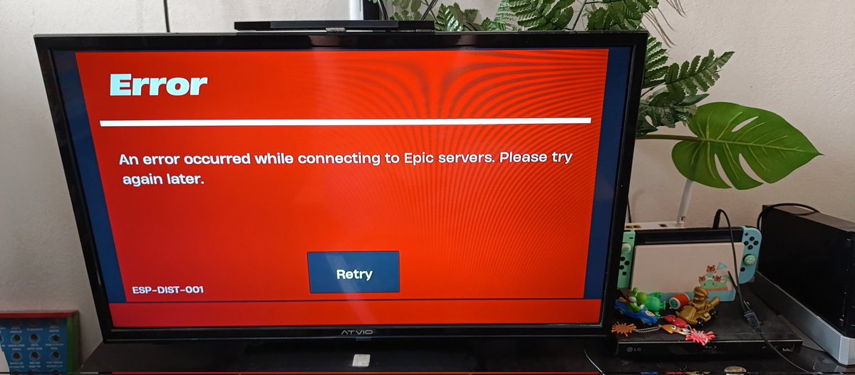 ralphmadness's tweet photo. Hey @FortniteStatus @Fortnite I've already cleared the cache and still getting this. First time this season but it happened me at least twice a week last season. https://t.co/jqVe3TUZcf