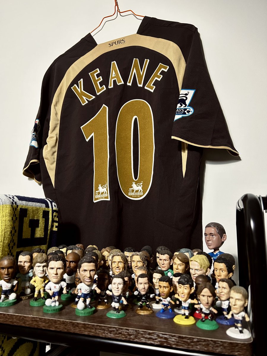 Simon’s Spurs Shirt Search 🔍🐓👀 tweet media