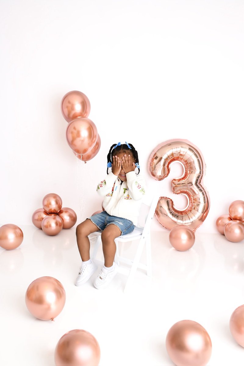 Measured tweet media