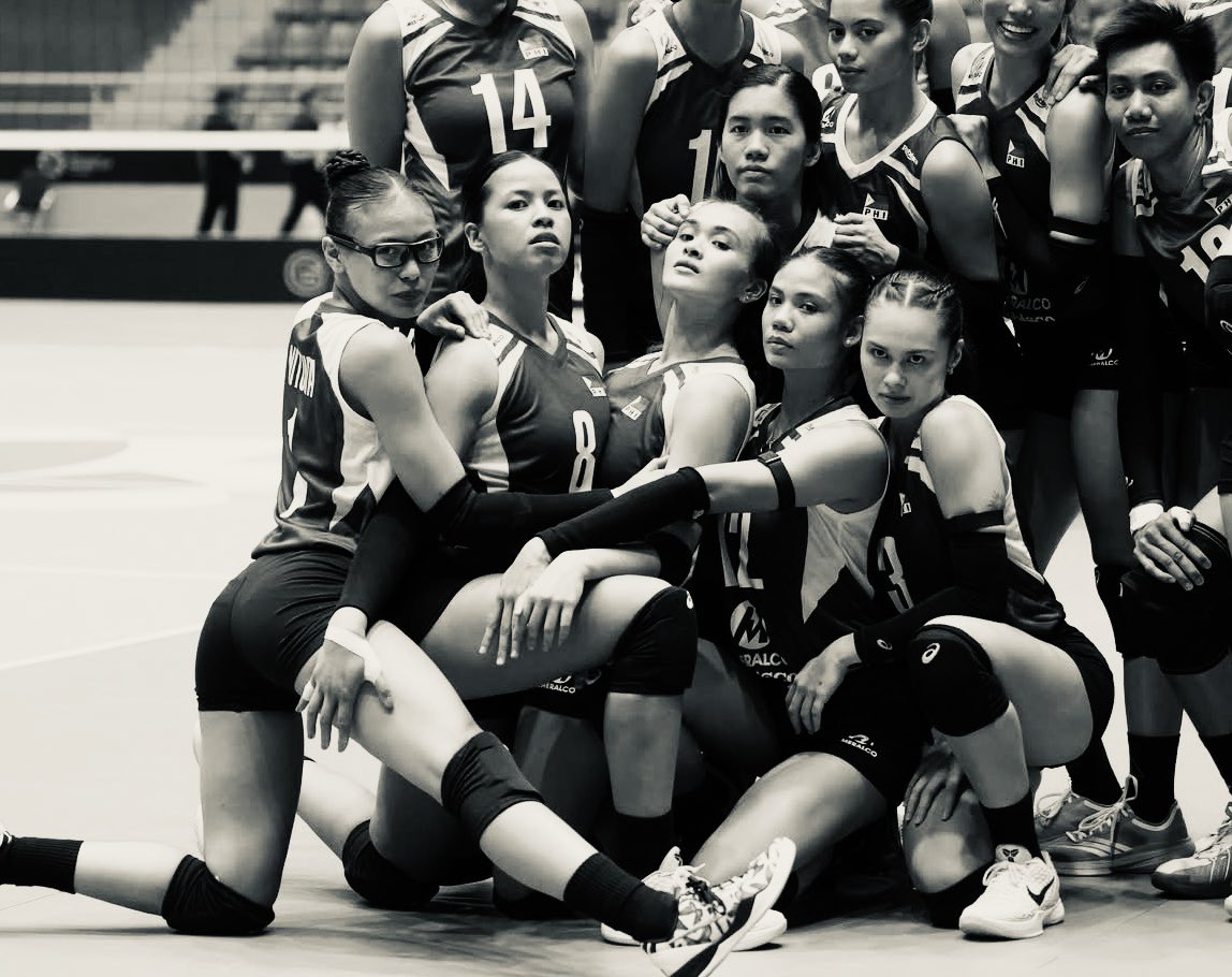 2AMevermore's tweet photo. rare image of brave katipuneras who fought during the philippine revolution #rp612fic https://t.co/er6JJkv8W1