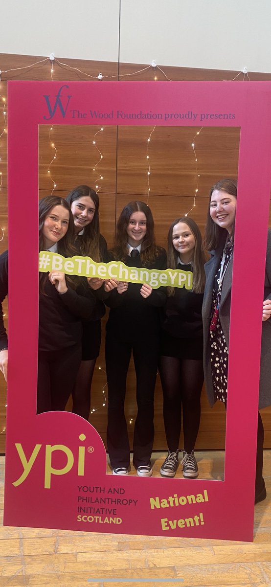 Miss Ritchie tweet media