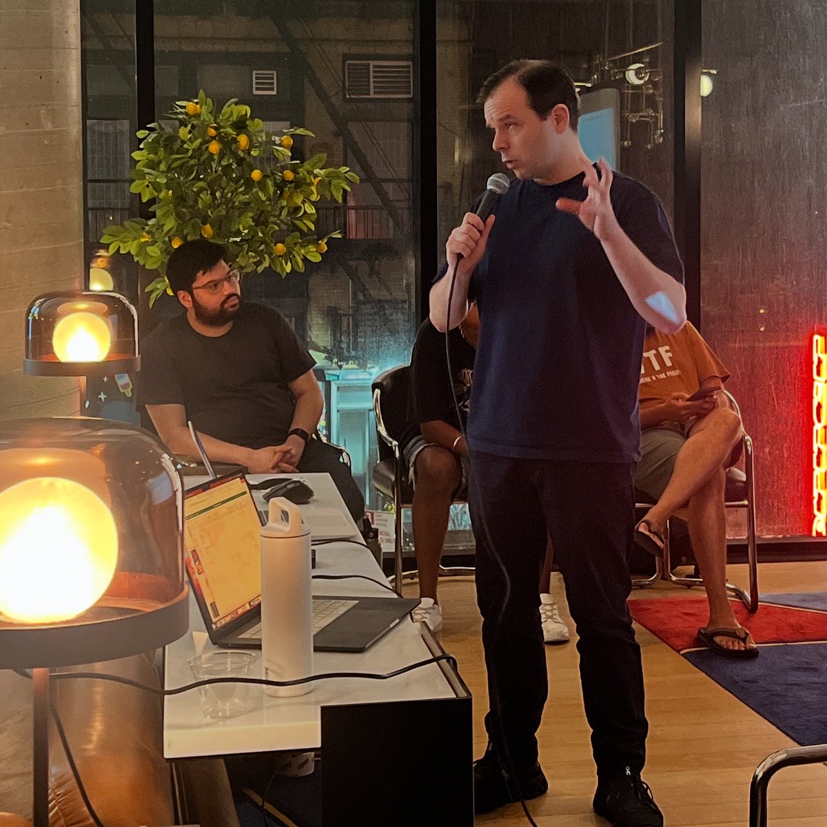 DeSciNYC_'s tweet photo. How does molecular structure become smell?
Yesterday at The Science of Smell, we explored the chemistry and inhaled AI-designed fragrance compounds, created by drug-discovery algorithms. Sean Raspet is engineering the next wave of olfactory therapeutics. #SmellScience #AI #FragranceTech