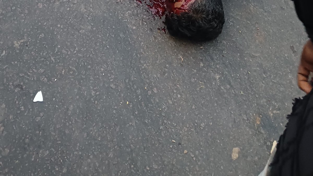 Khononi road  per day 1  accident up ka sabse jayada rajasv dene wala road kanpur se mahoba highway NH-91 <a href="/nitin_gadkari/">Nitin Gadkari</a> <a href="/nationalhighway/">National Highway</a> <a href="/PMOIndia/">PMO India</a>