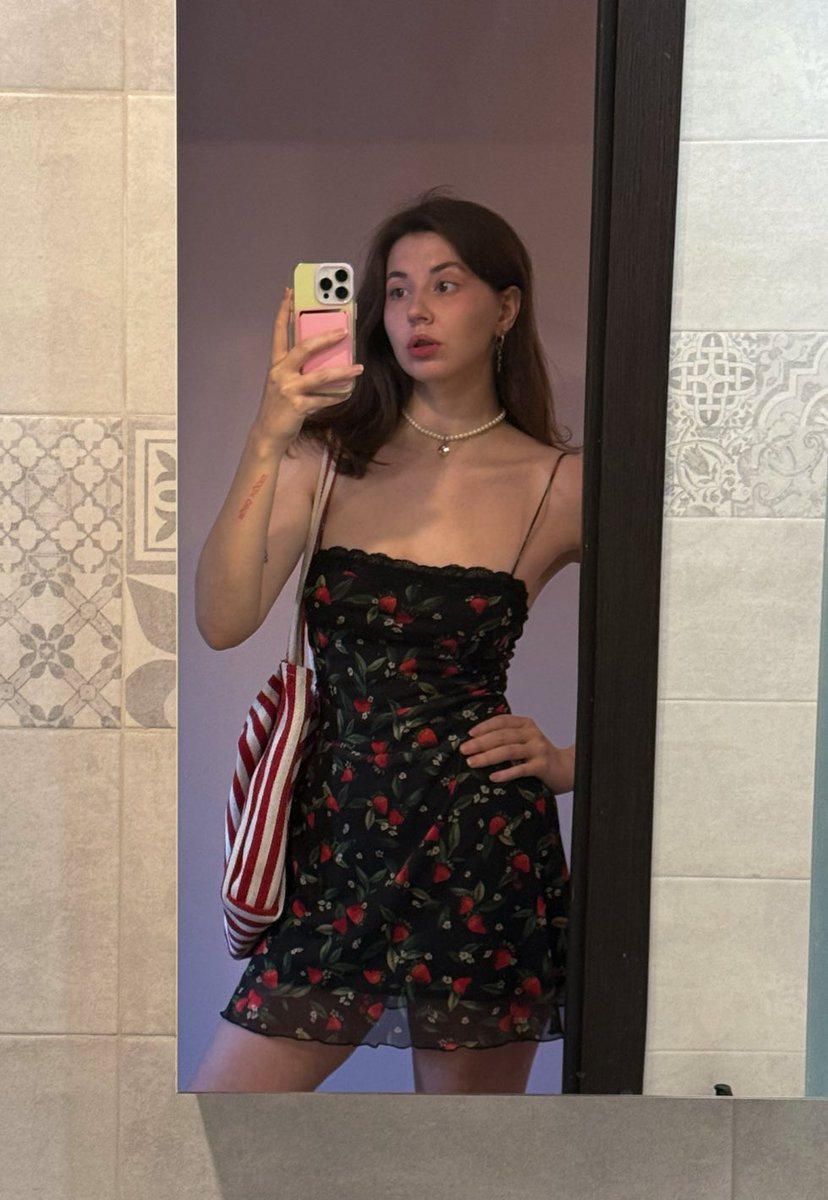 казалось, фотки в моё любимое зеркало уже не будет)