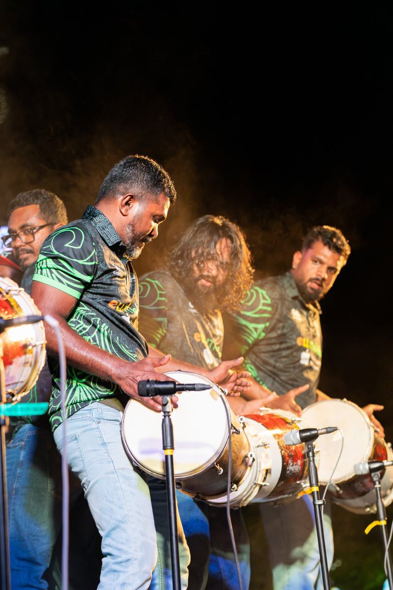 HabeysBoduberu's tweet photo. Snaps from our #Eid25 #HabeysTour 1st Day. Stage show performance atK.Guraidhoo.
Thank you for the love and support 🙏🏻 📷 Aari
#Habeys #HabeysBoduberu #Eid25 https://t.co/aB0mORnZsd
