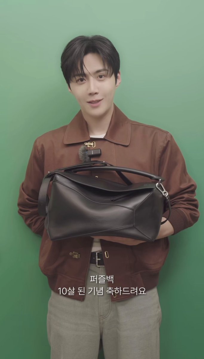 orange_saran's tweet photo. #로에베 #LOEWE #PINPAGE
https://t.co/6OkvbqDjtZ
可愛い(>ᴗ<๑)
#김선호 #KimSeonHo
#キムソノ #キムソンホ https://t.co/MjNeREPZBV