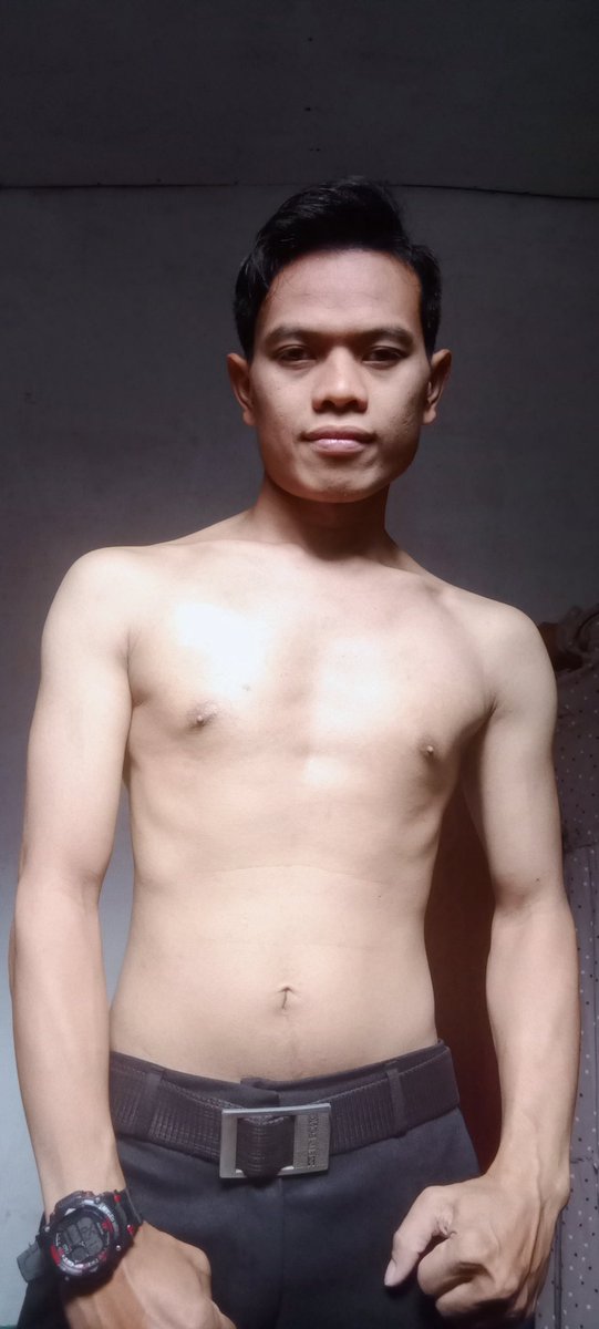 Butuh segalanya terutama duit
Duit duit duit..dijakarta pailit