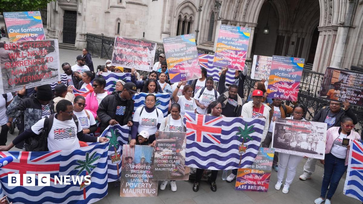 A UN panel has urged the UK to renegotiate a deal returning the Chagos Islands to Mauritius, saying it 'fails to guarantee' the rights of the Chagossian people. The deal returned sovereignty of the Indian Ocean archipelago to Mauritius. bbc.in/4l1mBcq