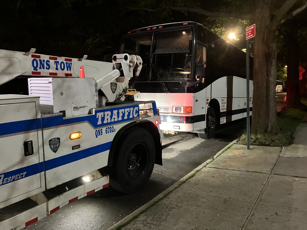 Overnight commercial trucks and buses in the confines of the 111 pct? Not for long! Thanks to our Community Affairs Officers and Neighborhood Coordination Officers for cleaning up the neighborhood.
