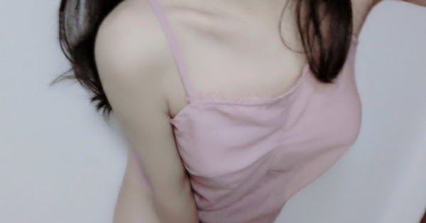 SandraDavi65686's tweet photo. お着替え動画見たぃ？ 送って欲しい人はフォローしてね https://t.co/goKJhJrYeR