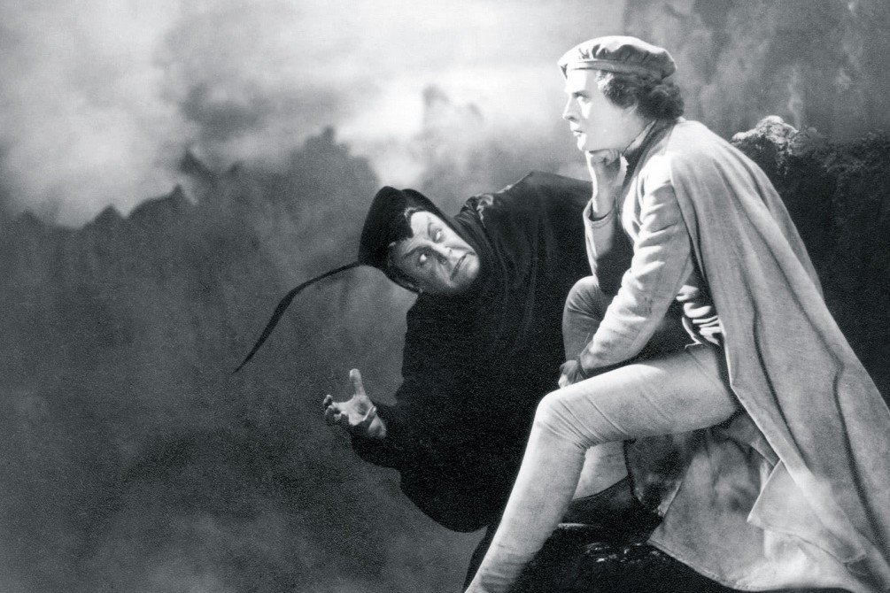 CatGirl Kulak 😻😿 (Anarchonomicon) tweet media