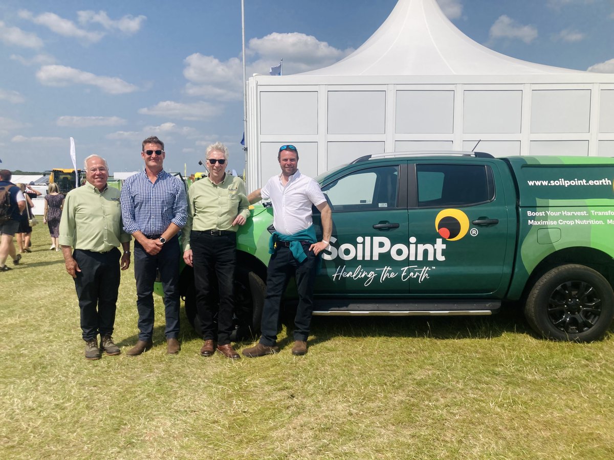 Fantastic first day at <a href="/CerealsEvent/">Cereals Event</a> hosted by <a href="/wheat_daddy/">Andrew Ward 🇬🇧🚜</a>.

Many insightful, productive conversations alongside <a href="/Cefetra/">Cefetra Grain</a> explaining the work of SoilPoint and its Soil Booster to farmers, <a href="/FarmersWeekly/">Farmers Weekly</a> editor <a href="/Merry_Meredith/">Andrew Meredith</a> and caught up with agri media sensation