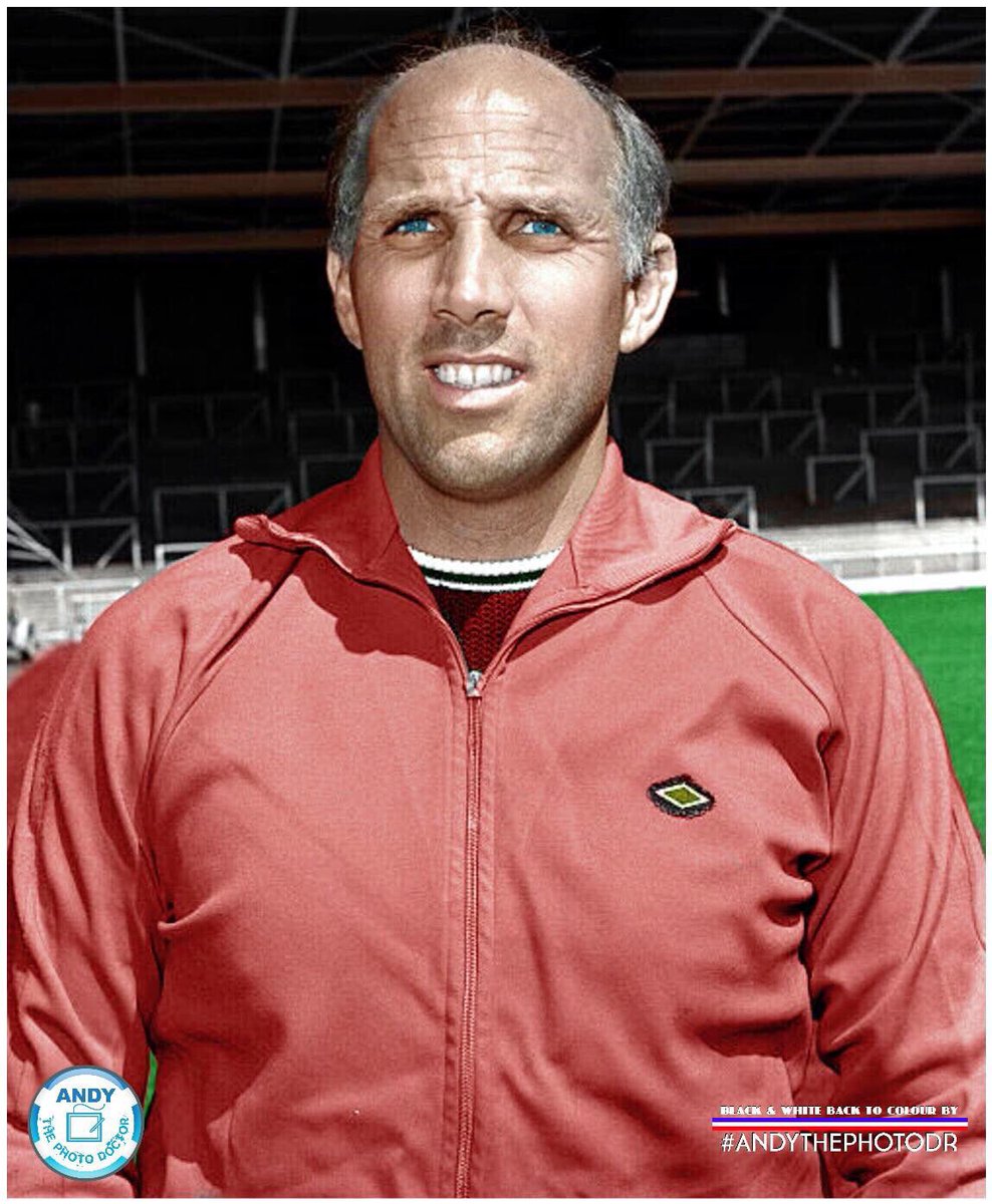 So the Annual Ronnie Moran Hillsborough Memorial Weekend 2025 is upon us again.

If you wish to donate to this amazing weekend, please see link below:

All money will be split equally between <a href="/LFCFoundation/">LFC Foundation</a> <a href="/DementiaUK/">Dementia UK</a> <a href="/JC23Foundation/">23 Foundation</a> ❤️ YNWA

justgiving.com/page/stephen-a…