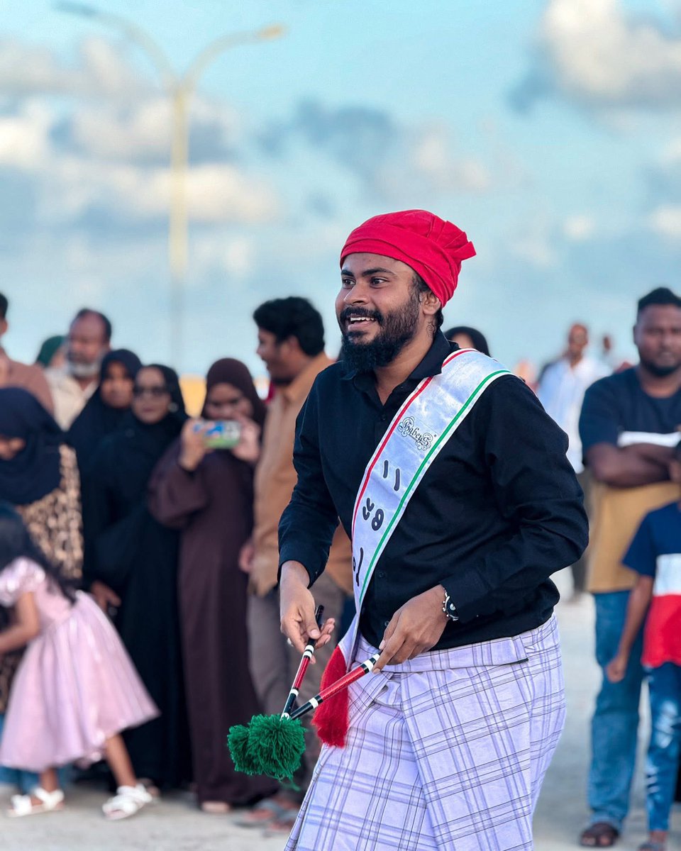 HabeysBoduberu's tweet photo. Snaps from our #Eid25 #HabeysTour 4th Day. Cultural performance at Lh.Naifaru.
Thank you for the love and support 🙏🏻
#Habeys #HabeysBoduberu #Eid25 https://t.co/vsJB5ZJCcc