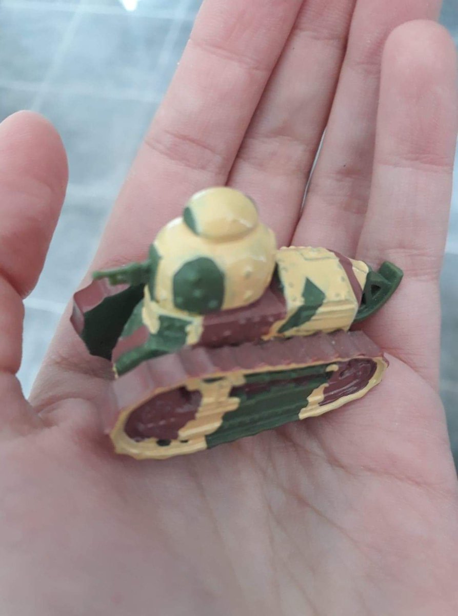 Prochaine parution - à bord du Renault FT vous embarque dans l'épopée de ce char emblématique de l'histoire blindée. De la genèse du char à sa place dans les musées, je vous emmène sur les premiers champs de bataille en passant par les ateliers jusqu'à aujourd'hui !