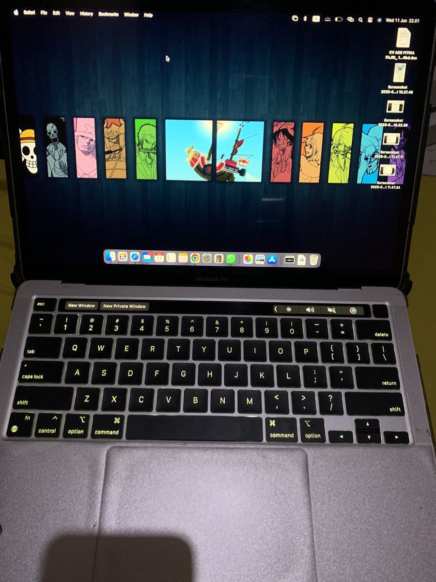 adefjri's tweet photo. @bhaguz_403 Halo kak @bhaguz_403 

Izin post #wts macbook
MacBook Pro 13 inci M1 Pro. 
Details:
Spek 256/8 Space Gray. 
BH 88% CC 120

Kelengkapan:
- Charger
- Unit

Harga 10jt bisa nego
bisa COD area Jakpus &amp; Jaktim (Pondok Bambu https://t.co/LesMLQaChf