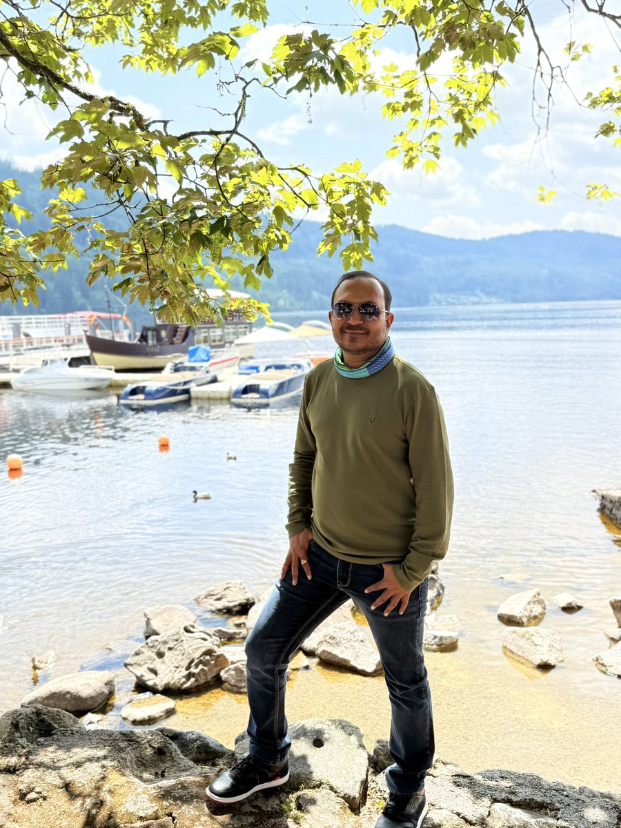 Trading my current view for the stunning landscapes of Switzerland! Can't wait to see those majestic mountains and serene lakes with my own eyes. 🏔️💙 #SwissAlps #TravelGoals #SwitzerlandTourism