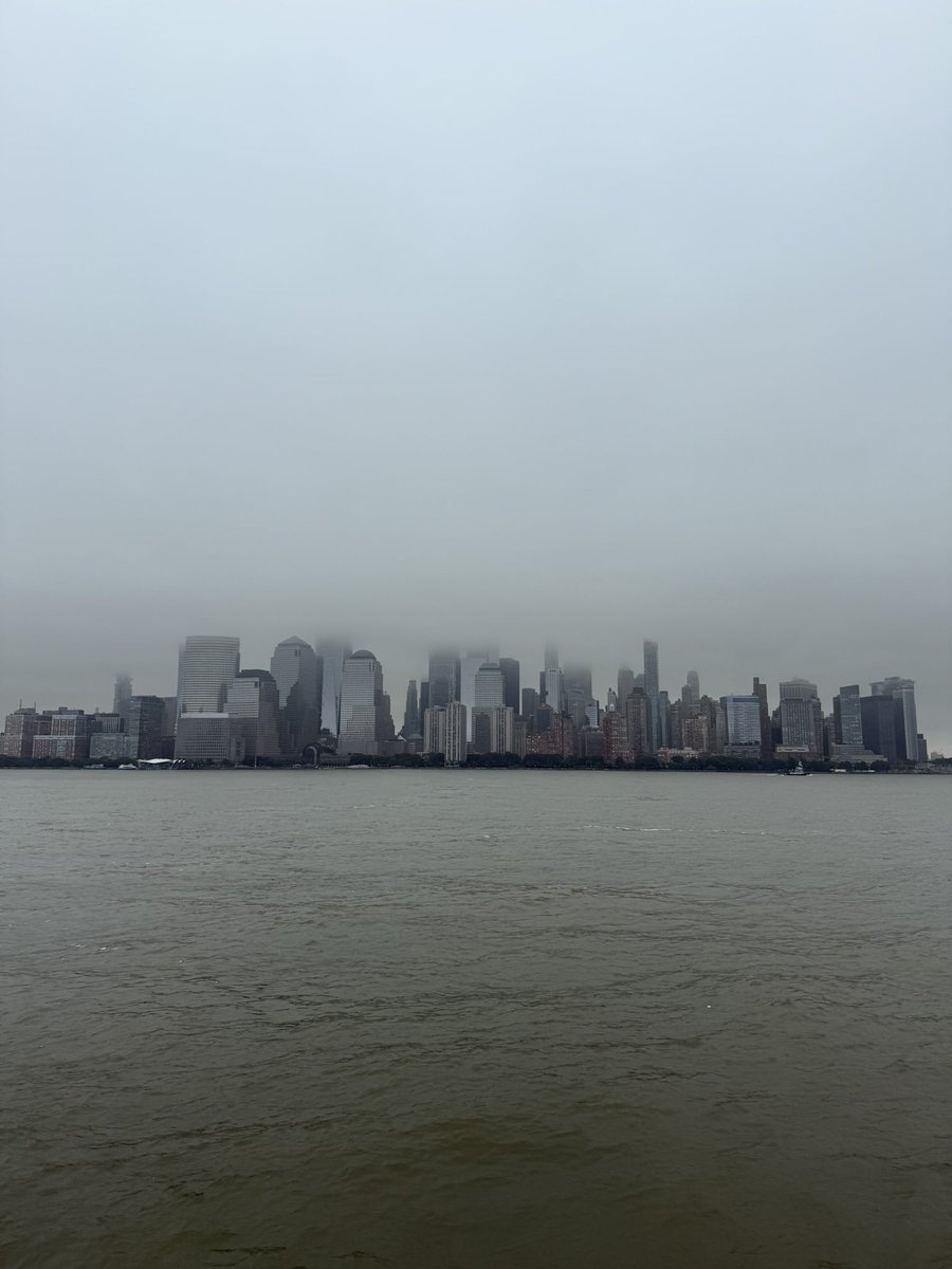 We still in Fall?  NY, it’s time to rise and shine!! 

#letsgo