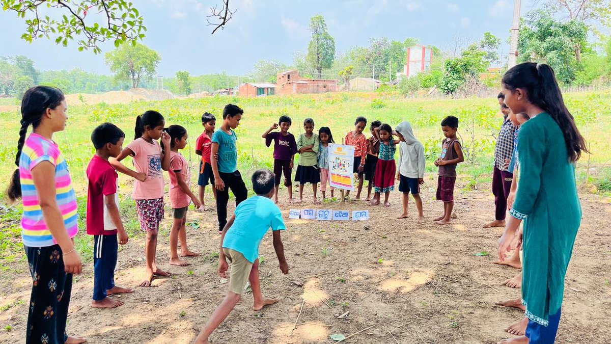 MSMO40845837's tweet photo. #SummerVacation is turning into fun and exciting for children!
This #CollaborativeAction by @Atmashakti🤝@Pratham_India is helping bridge the #LearningGap through joyful and engaging activities. 

#CamalKaCamp #SummerCamp #Education #HappyLearning #EducationForAll #SDGs https://t.co/nrRMRvS9mT