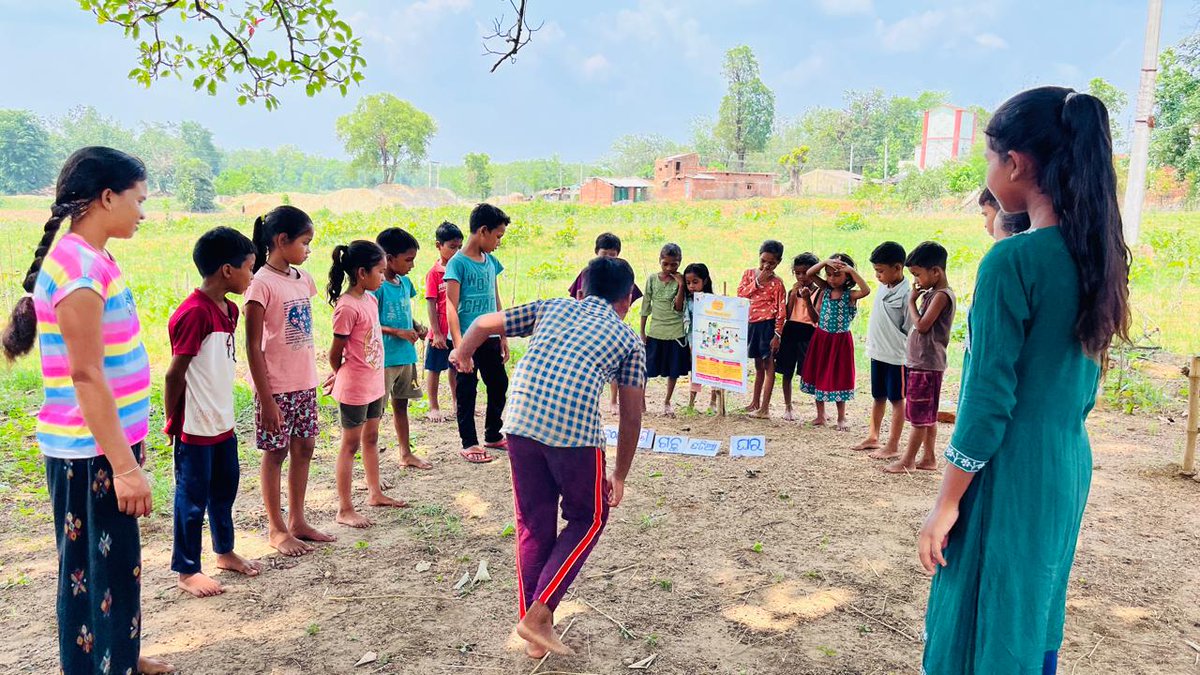 MSMO40845837's tweet photo. #SummerVacation is turning into fun and exciting for children!
This #CollaborativeAction by @Atmashakti🤝@Pratham_India is helping bridge the #LearningGap through joyful and engaging activities. 

#CamalKaCamp #SummerCamp #Education #HappyLearning #EducationForAll #SDGs https://t.co/nrRMRvS9mT