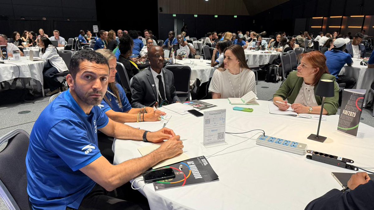 📸| شارك خليفة بن حمد الجابري عضو مجلس إدارة #اللجنة_الأولمبية_العُمانية في المؤتمر الثاني عشر الدولي للرياضيين الذي يعقد في مدينة لوزان السويسرية خلال الفترة من 11 إلى 12 يونيو الجاري.