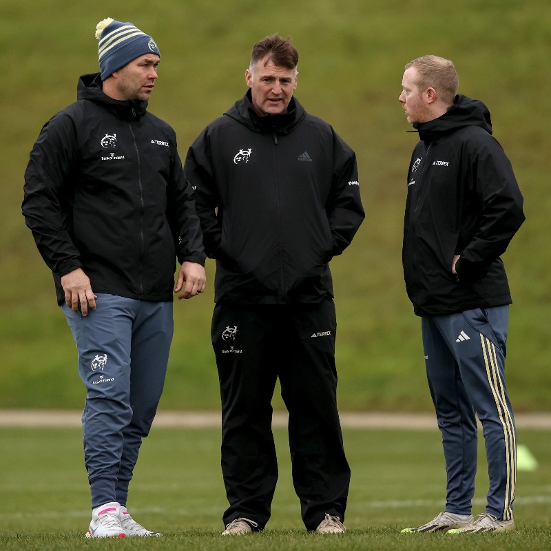 Munsterrugby's tweet photo. Preparations have begun for our Age-Grade squads as the count down begins to the 2025 Interprovincial season 🏉

Hear from Lead Pathway Athletic Development Coach Rob Cassidy below ⤵️

#MunsterStartsHere #SUAF 🔴