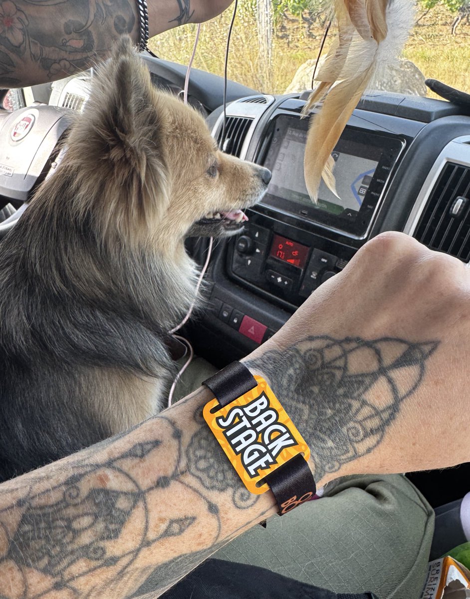 Trinity • #Trinitrip 🇮🇩 tweet media