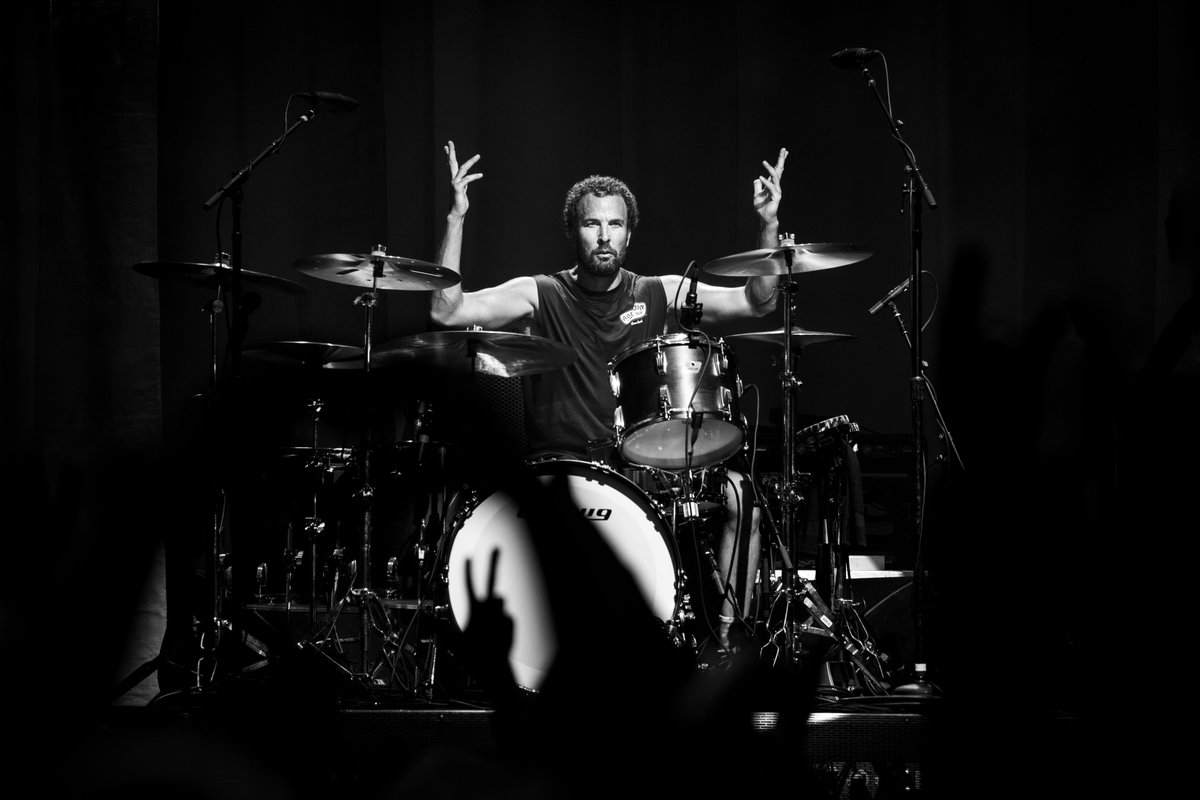 qotsa's tweet photo. Boston, you were beautiful. See you again tonight.

Photos by Andi K. Taylor

#TheEndIsNero https://t.co/2n930Dnyhc