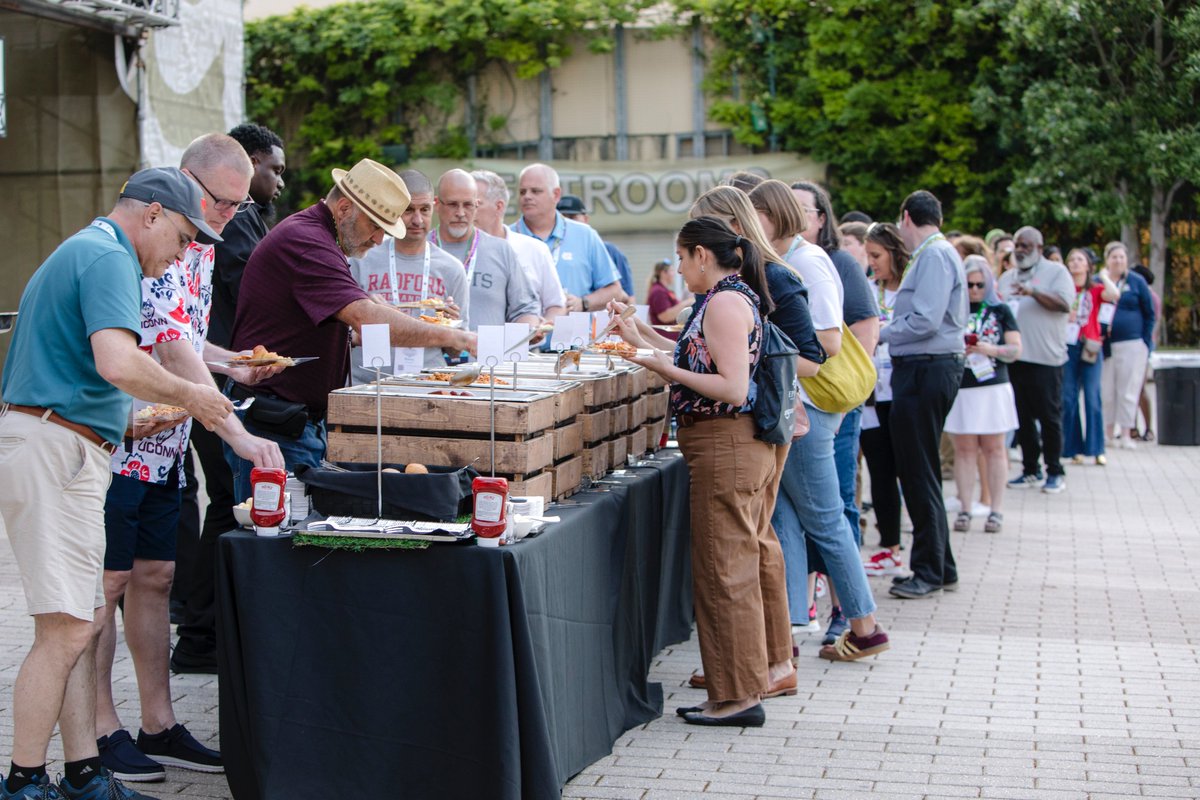 Champions Square tweet media