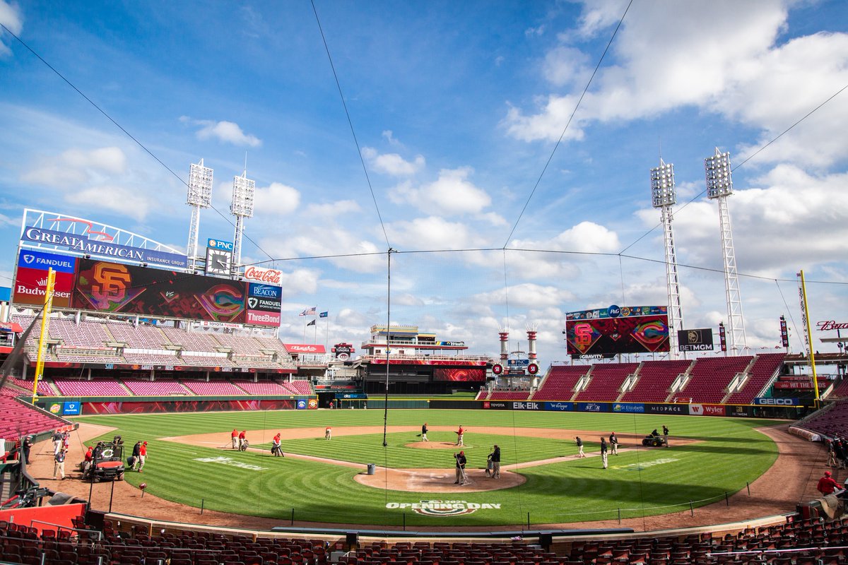 What the coolest baseball stadium you've ever been to?

📷 Great American Ballpark in Cincinnati, OH | Photo by Al Blanton