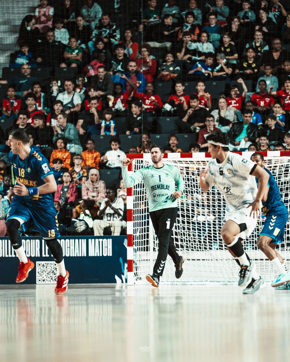 Cyril Dumoulin tweet media