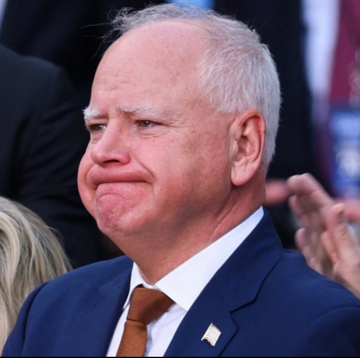 ElephantSignal's tweet photo. 🚨BREAKING: Tim Walz has ENCOURAGED all Texans to leave, and move to his state of Minnesota..
Thoughts? https://t.co/wq5hp8jMI1