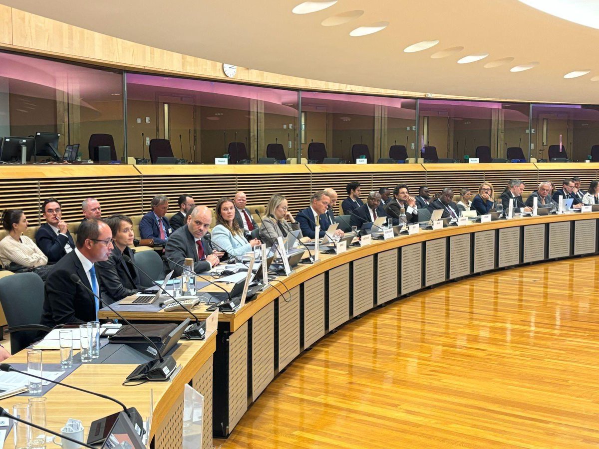 📢 At the #COP30 preparatory discussions hosted by the <a href="/IEA/">International Energy Agency</a>, I emphasized Romania’s commitment to international climate goals.

🤝 We support multilateral cooperation and effective implementation of pledges made at #COP28, #COP29 &amp; under the Paris Agreement.

🔍 Key priorities